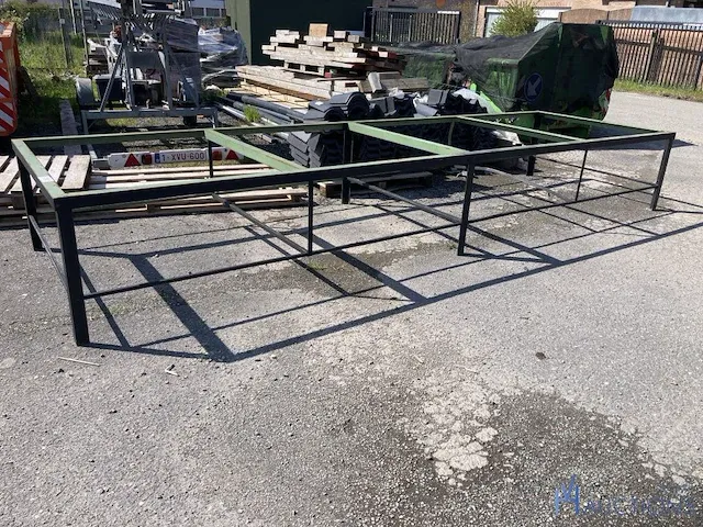 Metalen frame - afbeelding 1 van  3