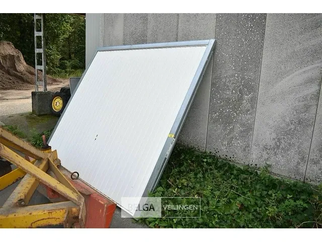 Metalen garage poort 260x220 - afbeelding 1 van  3