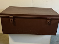 Metalen gereedschapskist met 2 handvaten - afbeelding 1 van  2