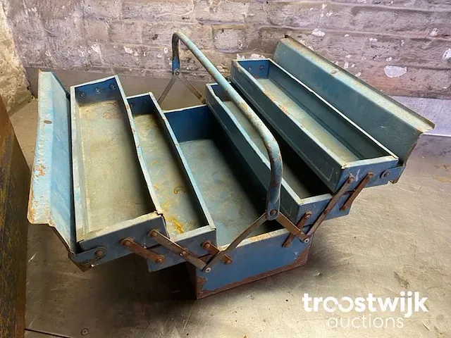 Metalen gereedschapskoffers - afbeelding 8 van  10