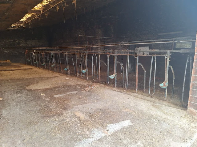 Metalen grupstal - afbeelding 1 van  3