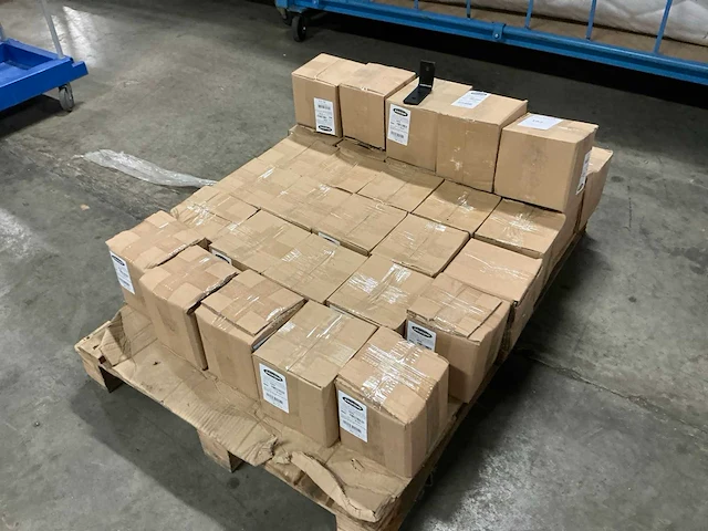 Metalen hoekanker (1050x) - afbeelding 1 van  4