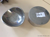 Metalen items 2stuks - afbeelding 1 van  2