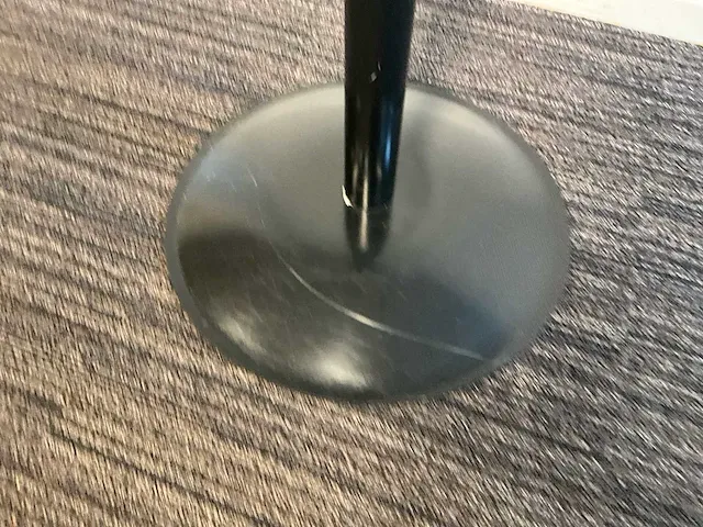 Metalen kapstok + whiteboard - afbeelding 3 van  8