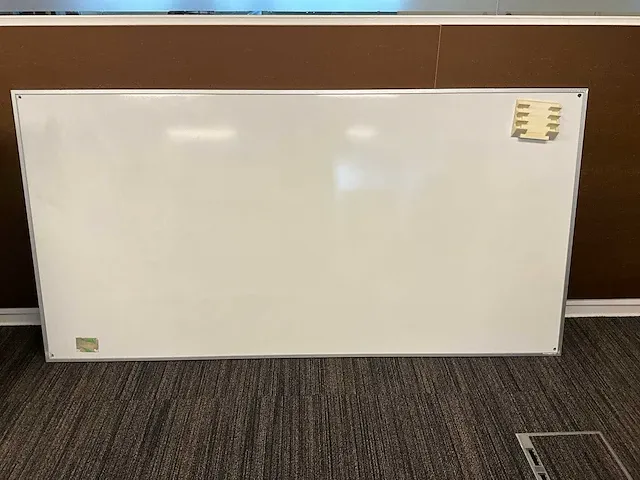 Metalen kapstok + whiteboard - afbeelding 5 van  8