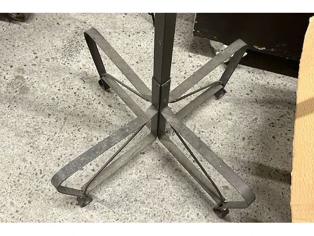 Metalen kapstok - afbeelding 3 van  3