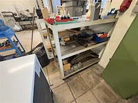 Metalen kar met inhoud - afbeelding 3 van  8
