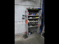 Metalen kast en de inhoud van het gereedschap en diverse producten - afbeelding 8 van  8