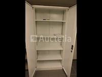 Metalen kast met dubbele deur, 4 binnenplanken - afbeelding 1 van  3