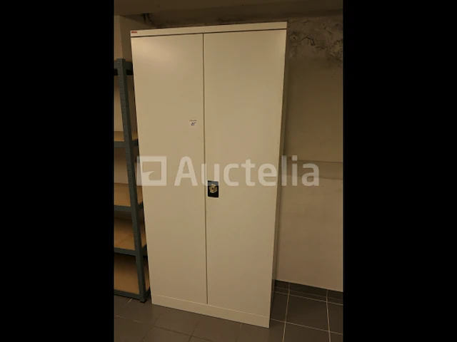 Metalen kast met dubbele deur, 4 binnenplanken - afbeelding 3 van  3