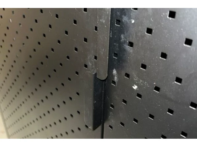 Metalen kast - afbeelding 3 van  6