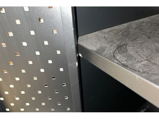 Metalen kast - afbeelding 5 van  6
