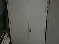 Metalen kast - afbeelding 2 van  4