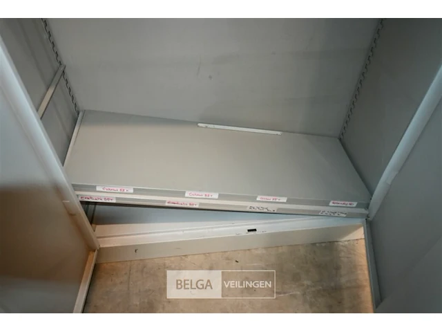 Metalen kast - afbeelding 4 van  4