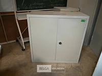 Metalen kast - afbeelding 1 van  4