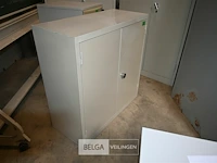 Metalen kast - afbeelding 2 van  4