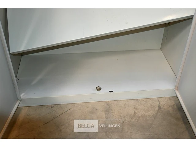 Metalen kast - afbeelding 3 van  4