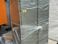 Metalen kast - afbeelding 1 van  3