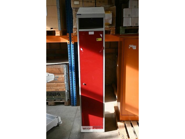 Metalen kast - afbeelding 1 van  1