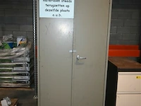 Metalen kast - afbeelding 2 van  5