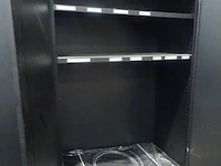 Metalen kast - afbeelding 2 van  2