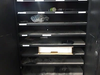 Metalen kast - afbeelding 2 van  2