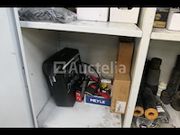 Metalen kasten en werkbank - afbeelding 9 van  23