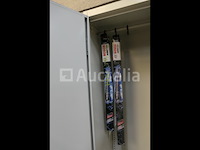 Metalen kasten en werkbank - afbeelding 10 van  23