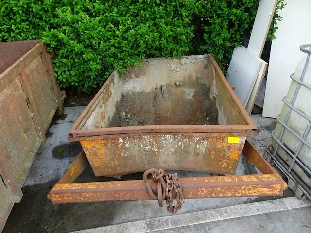 Metalen kipbak - afbeelding 3 van  3