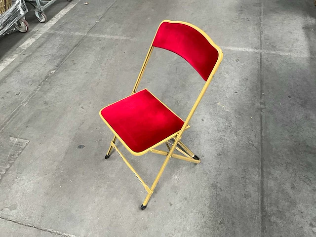 Metalen klapstoel (40x) in transportkar - afbeelding 1 van  6