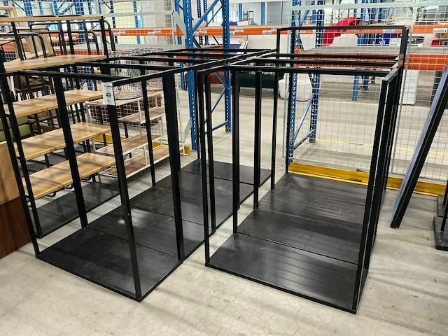 Metalen kledingrek (9x) - afbeelding 1 van  6