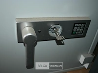 Metalen kluis - afbeelding 4 van  4