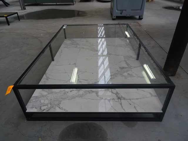 Metalen koffietafel - afbeelding 2 van  5