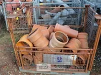 Metalen kooi met pvc hulpstukken - afbeelding 2 van  6