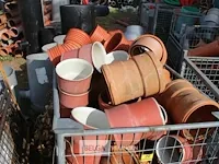 Metalen kooi met pvc hulpstukken - afbeelding 2 van  6