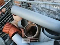 Metalen kooi met pvc hulpstukken - afbeelding 5 van  6
