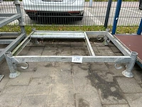 Metalen korf - afbeelding 1 van  4