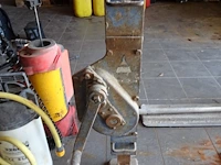 Metalen krik - afbeelding 2 van  2