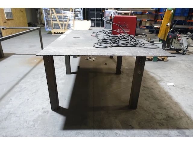 Metalen lastafel - afbeelding 2 van  2