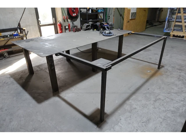 Metalen lastafel - afbeelding 2 van  2