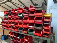 Metalen legbordstelling met grijpbakken - afbeelding 5 van  10