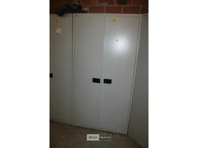Metalen lockerkast voor 2 personen - afbeelding 2 van  4