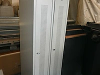 Metalen lockerkast voor 2 personen