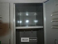 Metalen lockerkast voor 3 personen - afbeelding 3 van  4