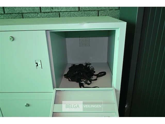 Metalen lockerkast - afbeelding 4 van  5