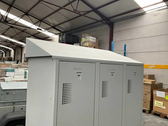 Metalen lockerkast - afbeelding 3 van  8