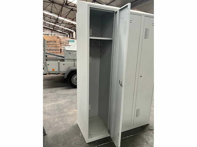 Metalen lockerkast - afbeelding 5 van  8