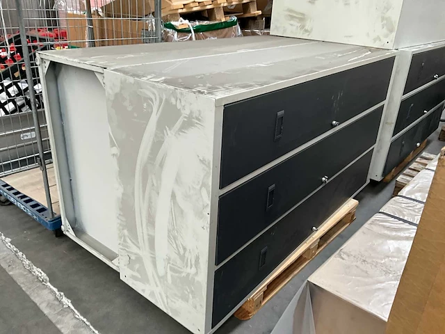 Metalen lockerkasten (5x) - afbeelding 4 van  8