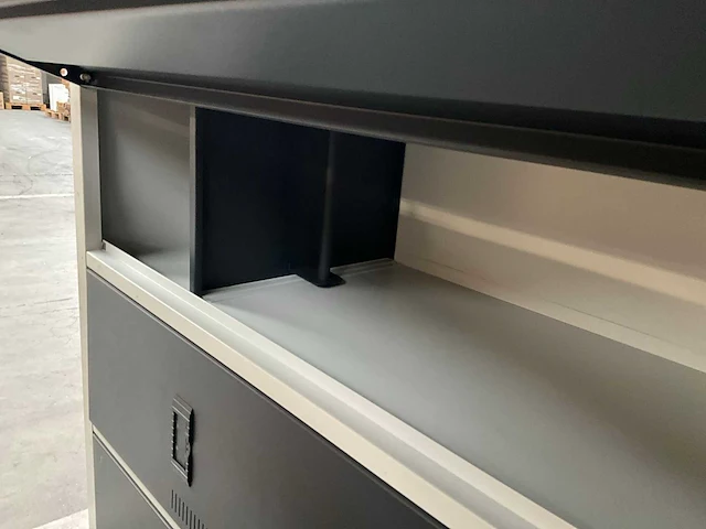 Metalen lockerkasten (5x) - afbeelding 8 van  8