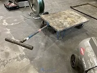 Metalen magazijnkar - afbeelding 1 van  2